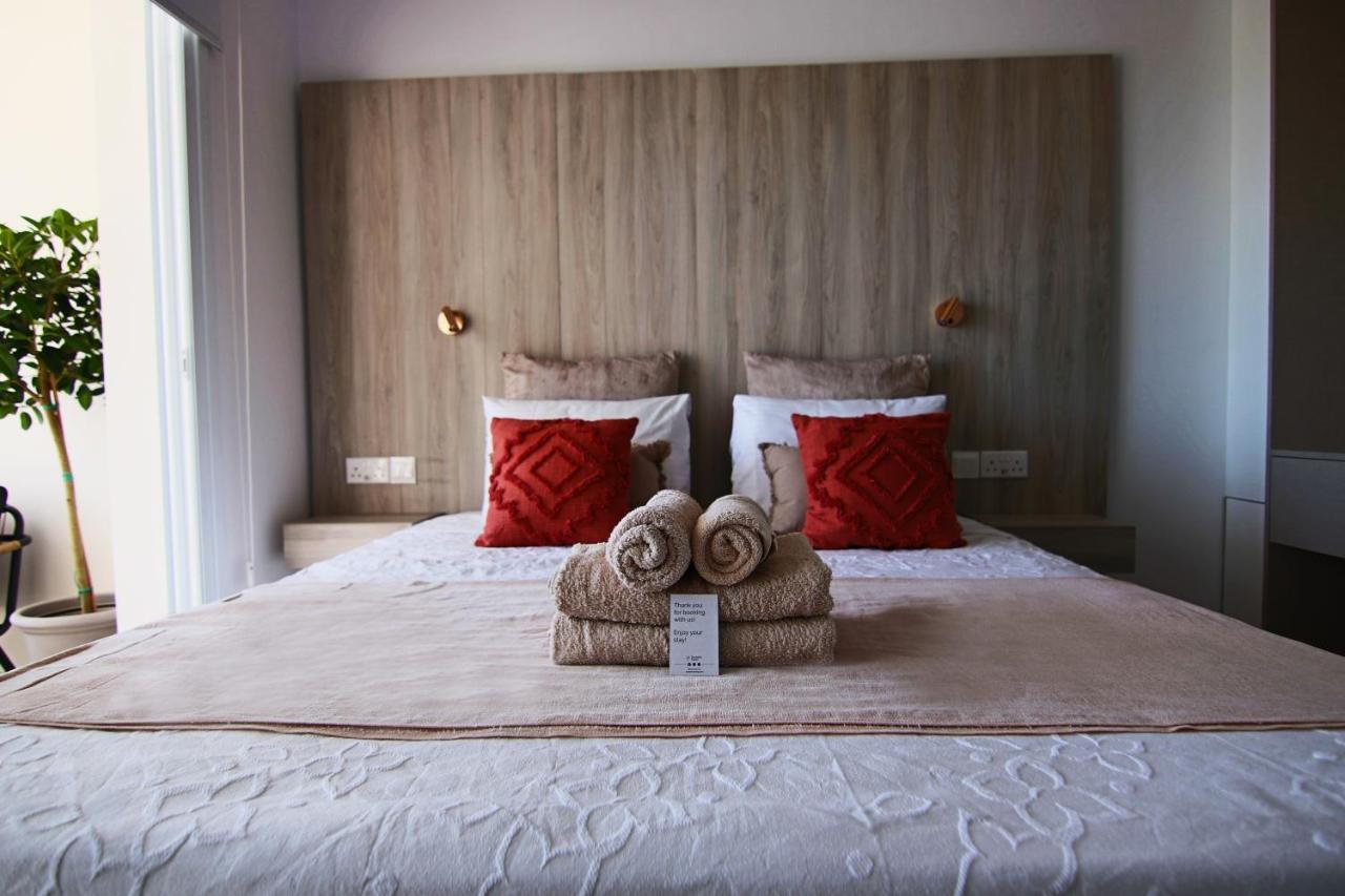 Phaedrus Living: Seaview Luxury Flat Limnaria 151 Apartment Paphos Exterior foto