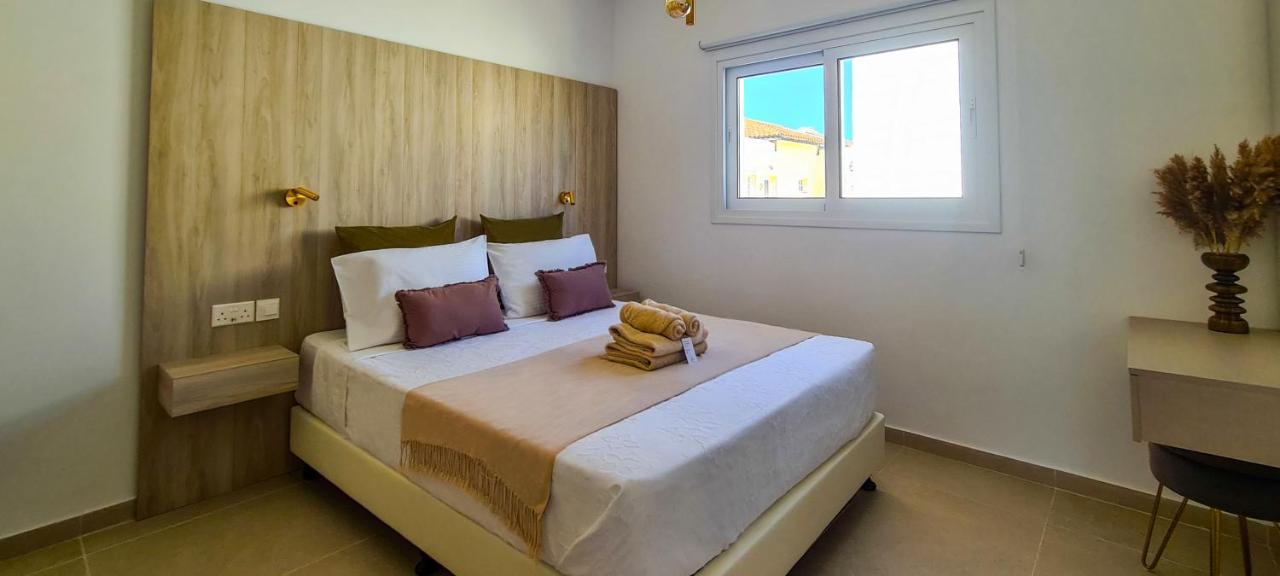 Phaedrus Living: Seaview Luxury Flat Limnaria 151 Apartment Paphos Exterior foto