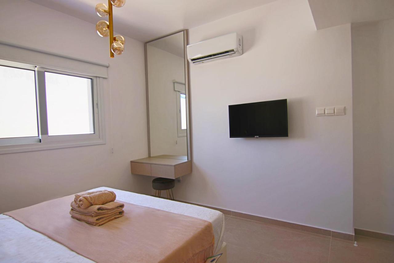 Phaedrus Living: Seaview Luxury Flat Limnaria 151 Apartment Paphos Exterior foto